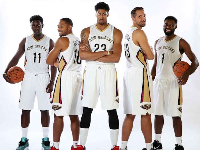 pelicans-preview.jpg